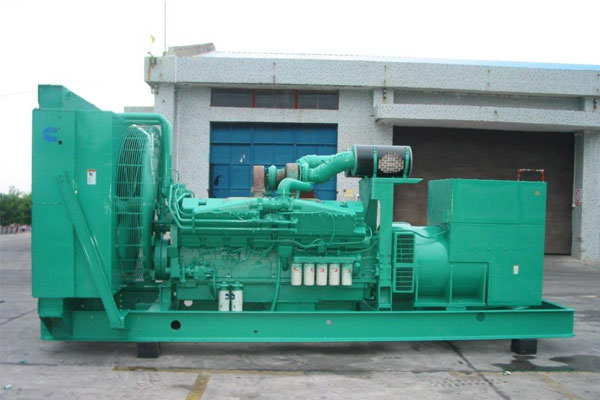 茂南工厂发电机应急发电时如何更准确地检查发电机状态？